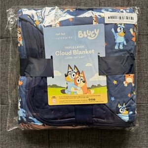 Little sleepies Bluey cloud blanket
